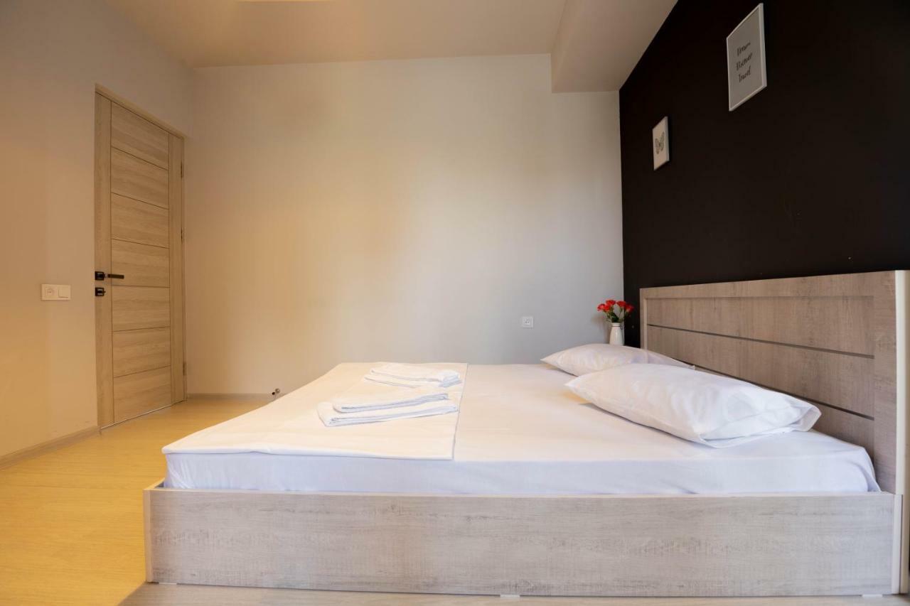 Stay Inn Apartments On Amiryan 15 Єреван Екстер'єр фото